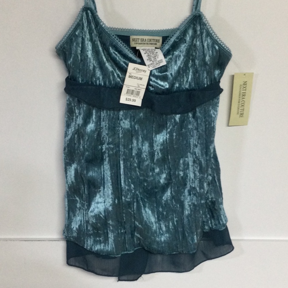 Camisole Never worn - please send questions- Al sales are final